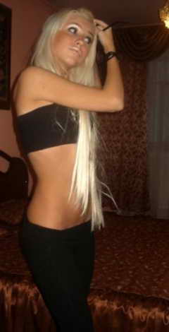 romantic girl looking for a guy in Strong city, Kansas