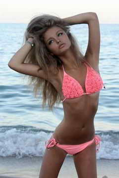 romantic female looking for a guy in Wagarville, Alabama
