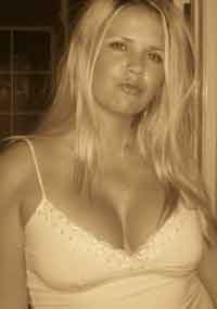 romantic lady looking for a man in Cattaraugus, New York