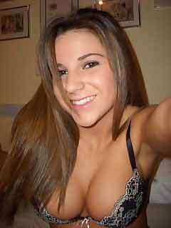 romantic girl looking for a man in Manchaug, Massachusetts
